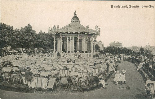 Southend sea bandstand - on,