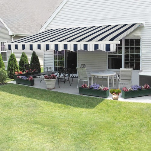Retractable manual awning - retractable,