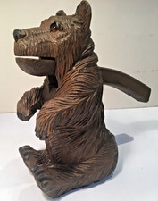 ANTIQUE VINTAGE BLACK FOREST GERMAN WOOD CARVED BEAR NUTCRACKER SIGNED GLASS EYE