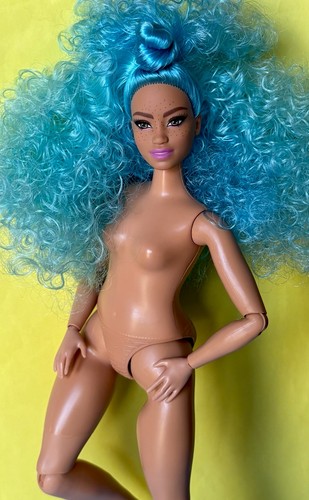 Barbie extra doll curvy - extra,