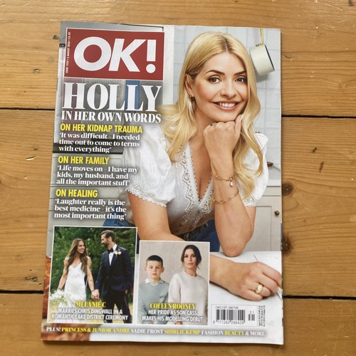 Mag august 2026 holly - august,