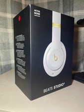 Beats by Dr. Dre Studio 3 Over