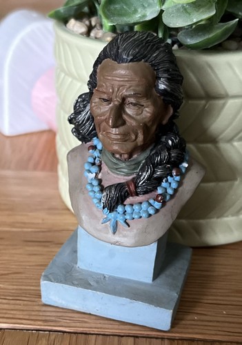Native american mini - mini, resin