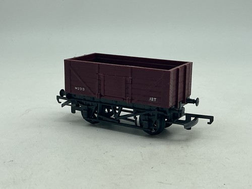 B5843 tri ang - tri-ang, maroon