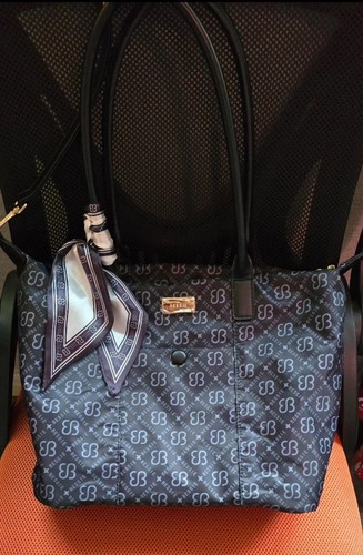 Bessie london tote bag