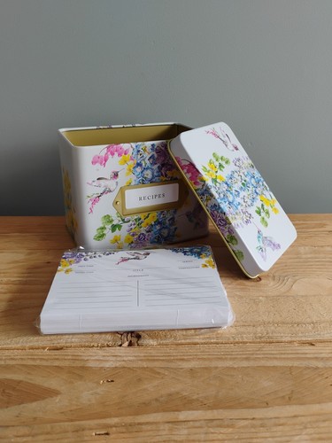 Recipe card storage holder - card,
