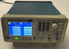 Tektronix AFG1022 Arbitrary