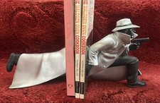 Novelty metal book ends