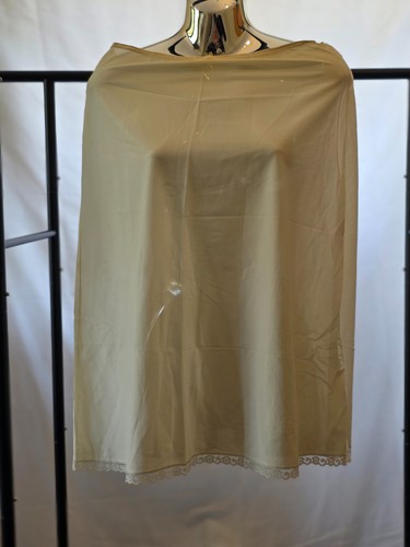 Vintage slip by - slip, st