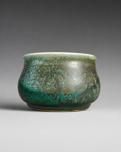Vintage green studio art - green,