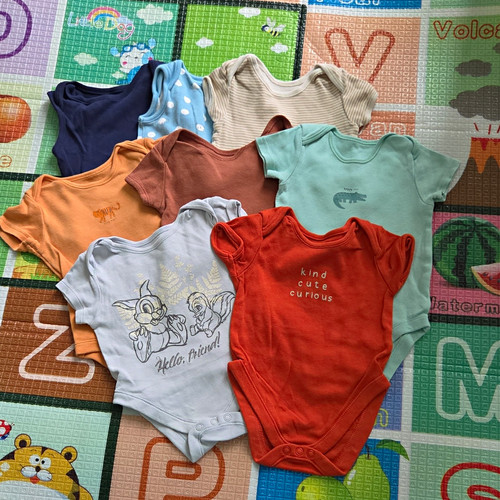 Mixed brands baby bodysuits - mixed,