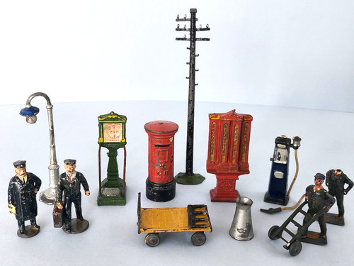 Britains station staff figures - britains,