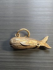 9ct Gold Opening Whale Charm