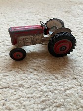 Corgi / 50 Massey Ferguson 65