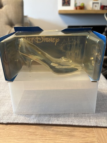 Disney glass slipper - glass,