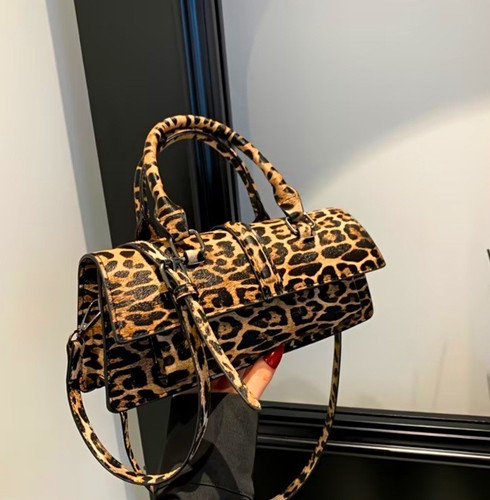 Women leopard print - women’s,