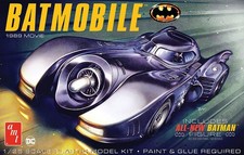 Batman 1989 Batmobile w/Seated