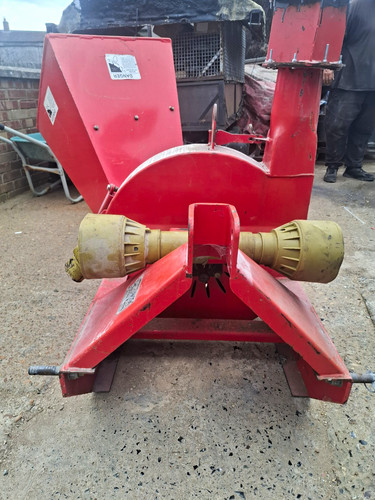 Bx42 pto driven - wood, chipper