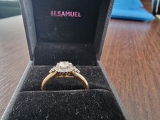 H.SAMUEL 21 Diamond  Ring  0.25 ct Size M 9ct Yellow Gold Engagement Ring