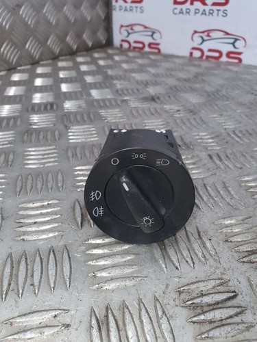 Volkswagen golf headlight - volkswagen,