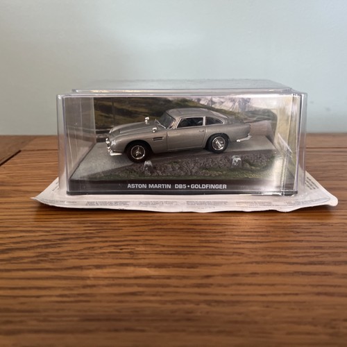 James bond 007 aston - bond,