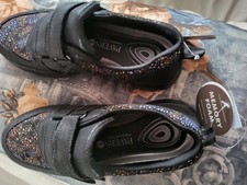 PAVERS BRAND NEW WOMEN WIDEFIT MEMORY FOAM  TOUCH- FASTEN FITTING