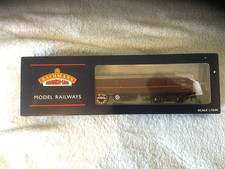 BACHMANN 39-271 BR MAROON GENERAL UTILITY VAN GUV COACH W86253  - new