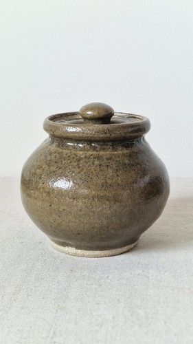 Unidentified frog skin glaze - unidentified,