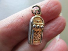 VINTAGE RETRO CUTE OLD GOLD