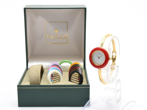 Near mint case gucci - mint, w/case*