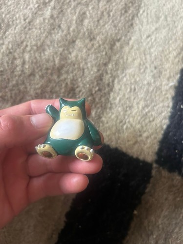 Pokémon tomy branded snorlax - tomy,
