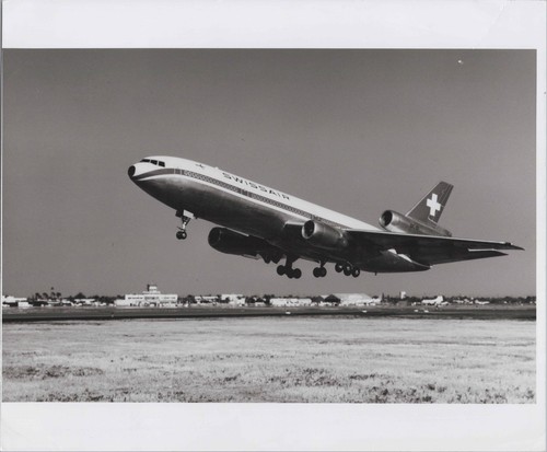 Swissair douglas large - swissair, dc-10
