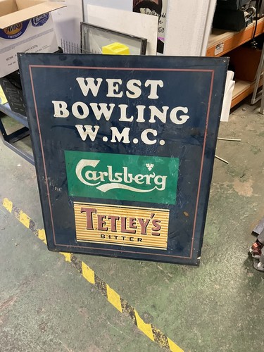 Tetley carlsberg pub - tetley’s, sign.