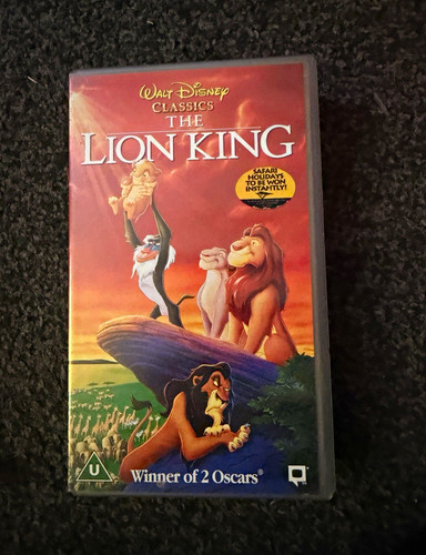 Buena vista the lion king - lion,