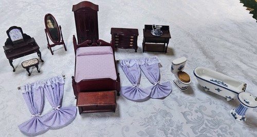 Dolls house bedroom - 1/12,