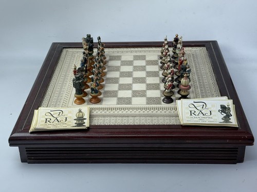 Raji chess set franklin - franklin, mint