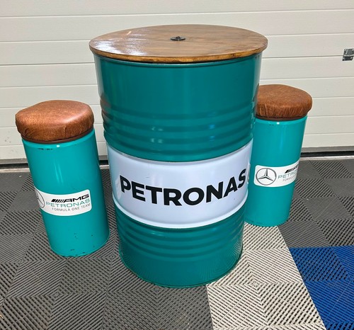 Petronas mercedes amg - petronas, f1