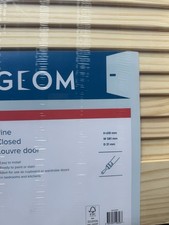 geom pine closed louvre door