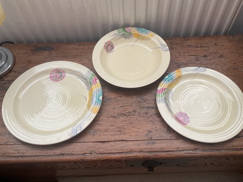 Clarice cliff piece plates - 2,
