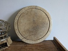 VINTAGE VICTORIAN ANTIQUE CARVED WOOD SYCAMORE ROUND BREAD BOARD VGC FARMHOUSE