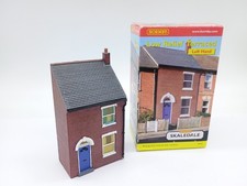Hornby Skaledale R8644 Low Relief Terraced Left Hand - OO - Good Cond & Boxed