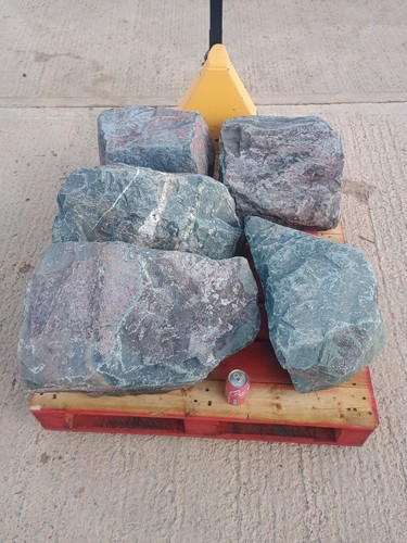 Large granite garden - granite,