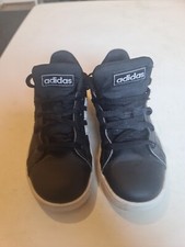 cute Junior Adidas Trainers Used But Still In A Good Condition.