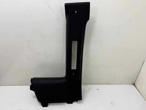 Corrado left b - left, pillar