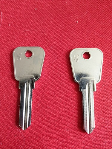 Silca lf19 key blanks to - x,