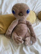 Vintage ET plush figure. original 1982.