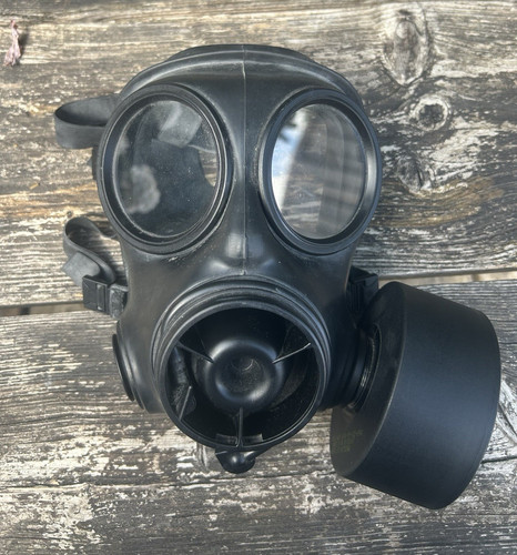 Avon british s10 size gas - british,