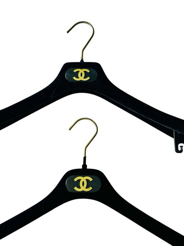 Chanel black velvet logo - 2,