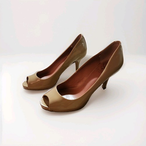 Vince camuto beige patent - beige,