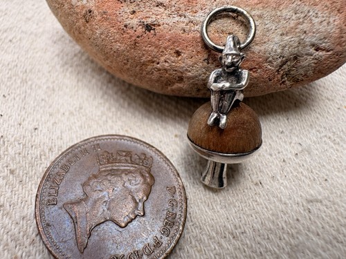 Vintage touch wood - vintage, wud